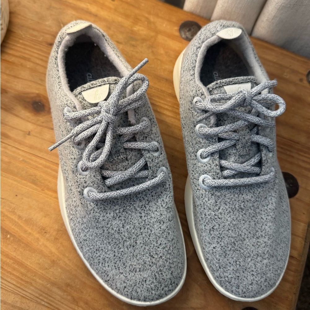 allbirds Women's Wool Runner in Light Gray and White - Picture 4 of 7